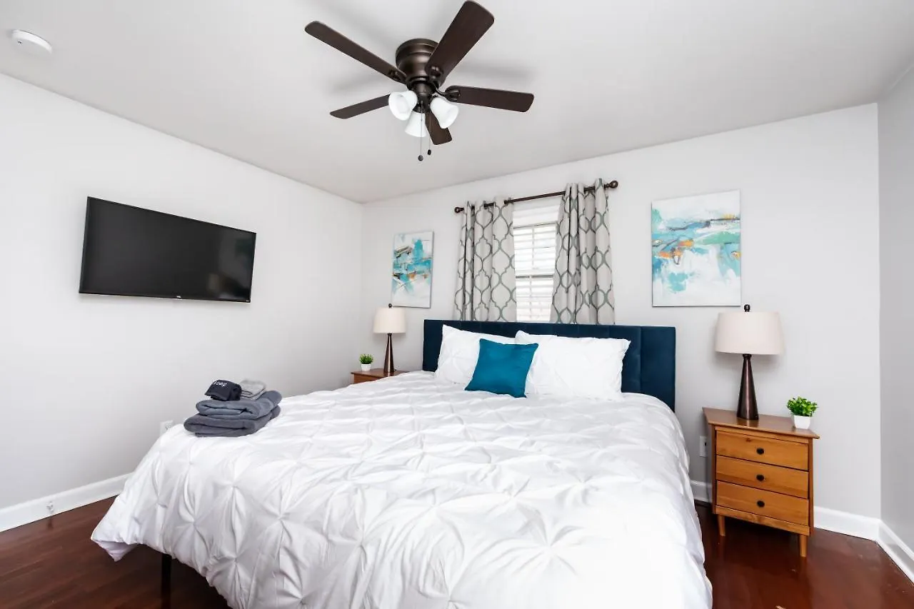 Roomy 3Br 2 Bath Minutes To Uptown And Airport Ideal For Small Families Charlotte United States